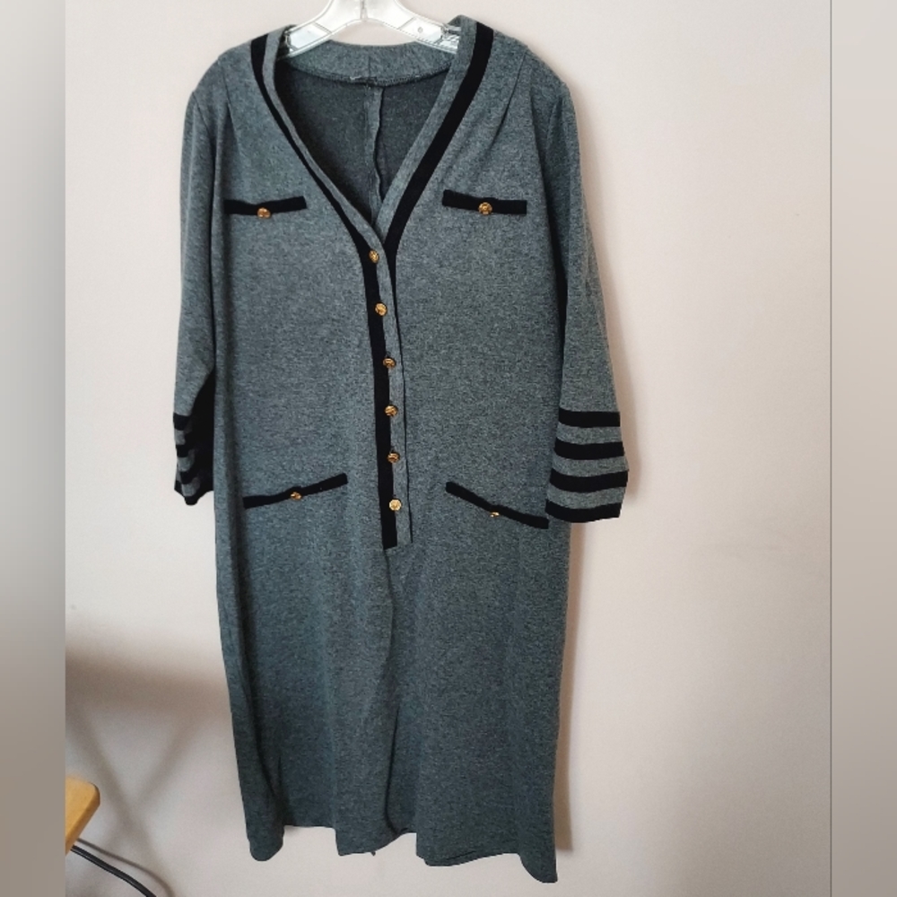 Gray & Black Kaftan duster robe Medium Winter Cozy Popover Military Lagenlook